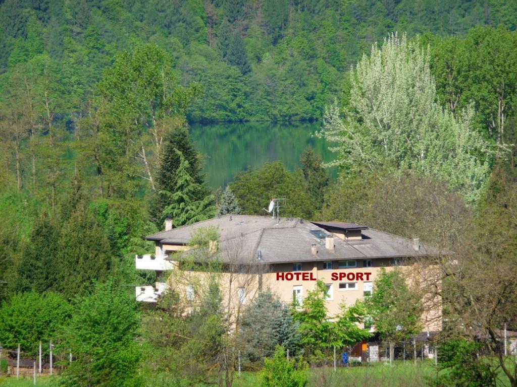 Hotel Sport - Pet friendly hotel&fishing lovers Levico Terme Eksteriør bilde