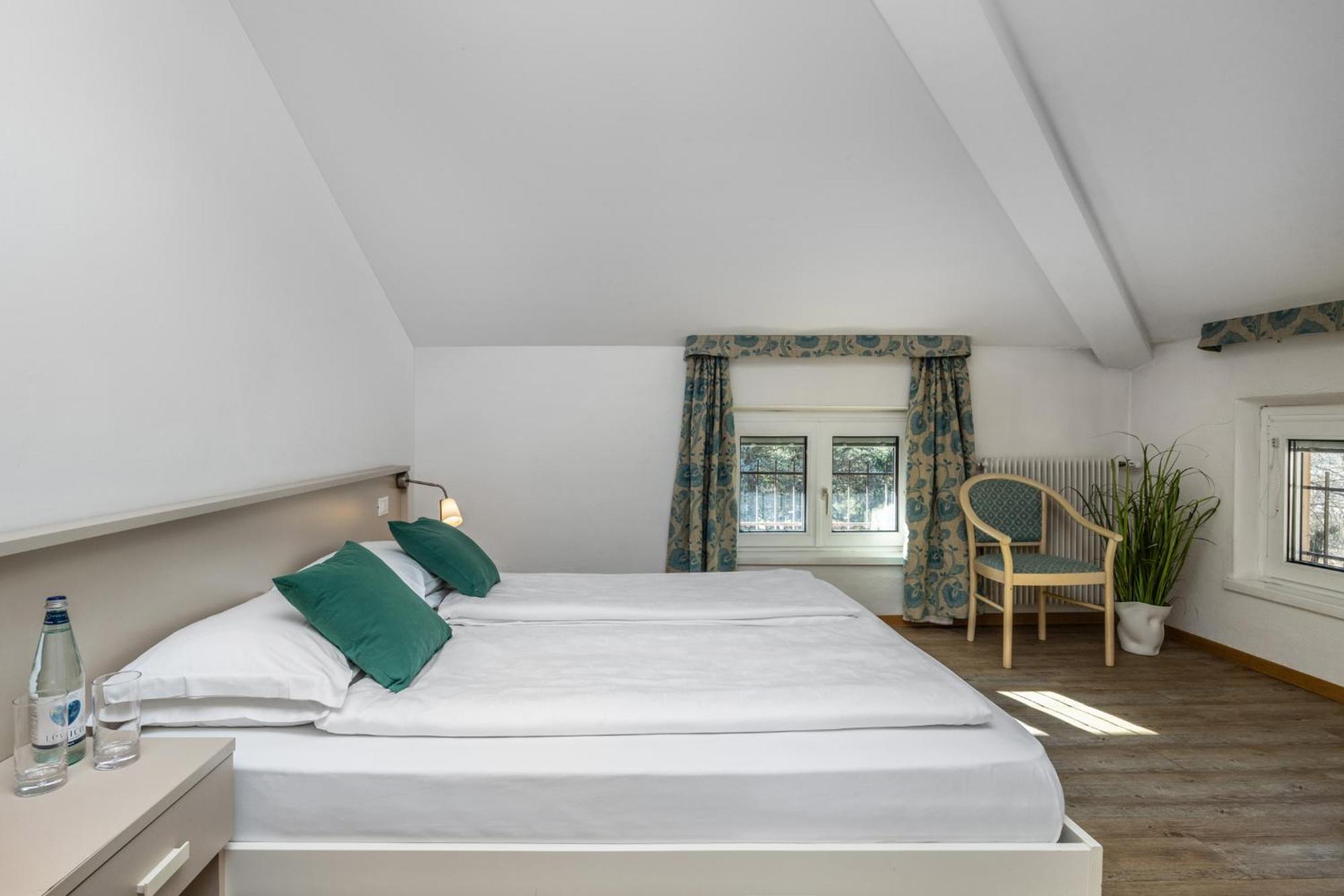 Hotel Sport - Pet friendly hotel&fishing lovers Levico Terme Eksteriør bilde
