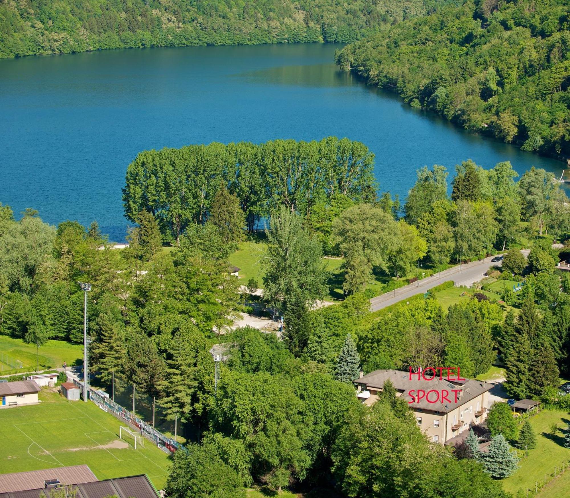 Hotel Sport - Pet friendly hotel&fishing lovers Levico Terme Eksteriør bilde