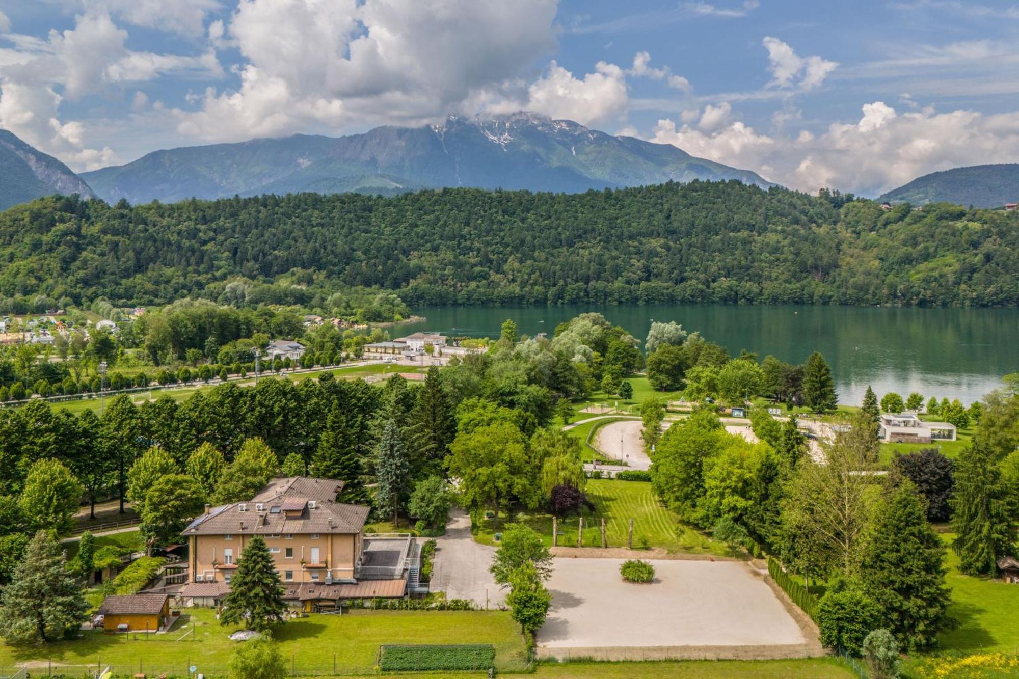 Hotel Sport - Pet friendly hotel&fishing lovers Levico Terme Eksteriør bilde