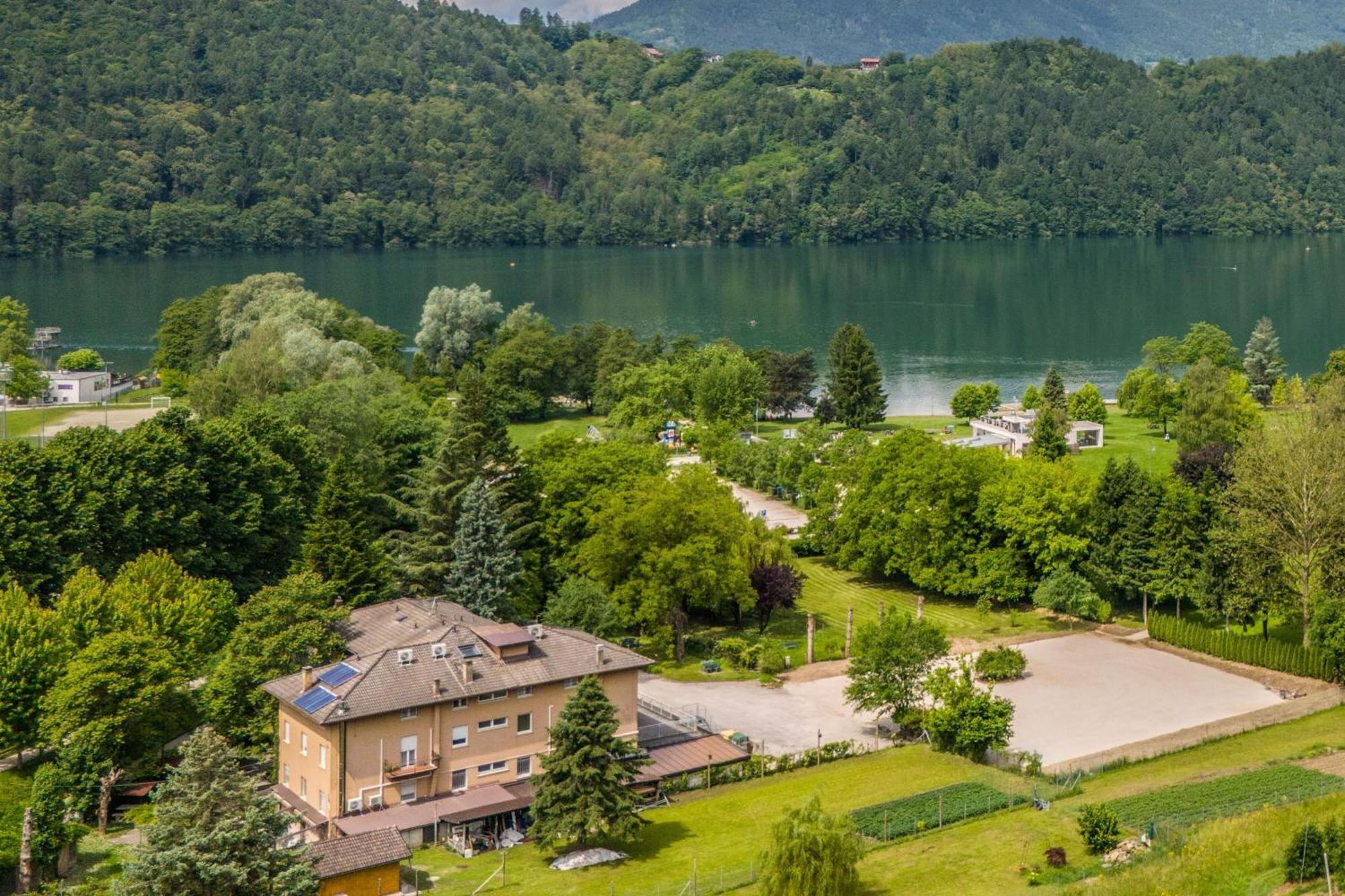 Hotel Sport - Pet friendly hotel&fishing lovers Levico Terme Eksteriør bilde